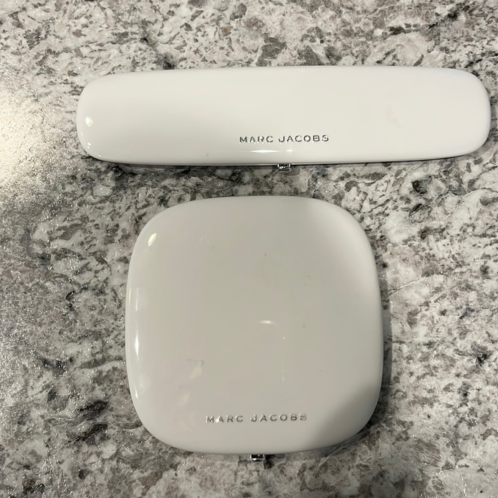 Marc jacobs bronzer and eyeshadow palette